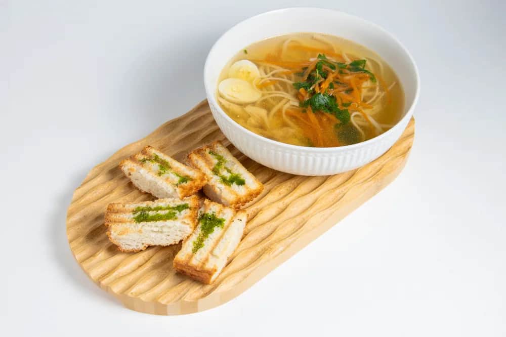 Домашняя куриная лапша